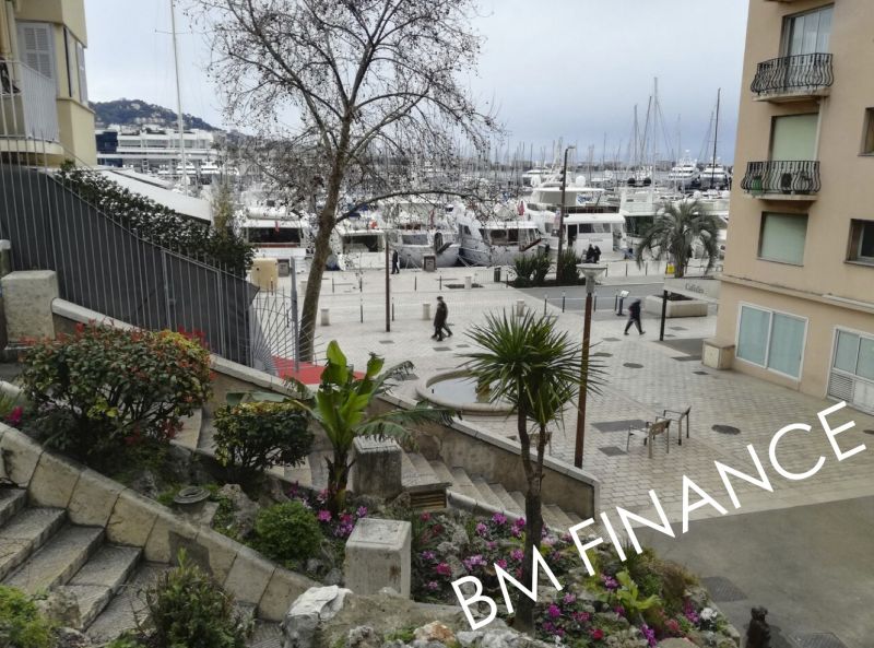 Viager libre CANNES - 06400 bouquet 57€ - ref 1442